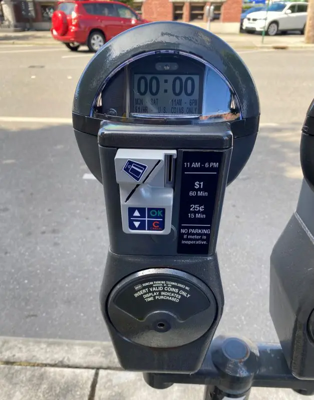 Photo of single space parking meter