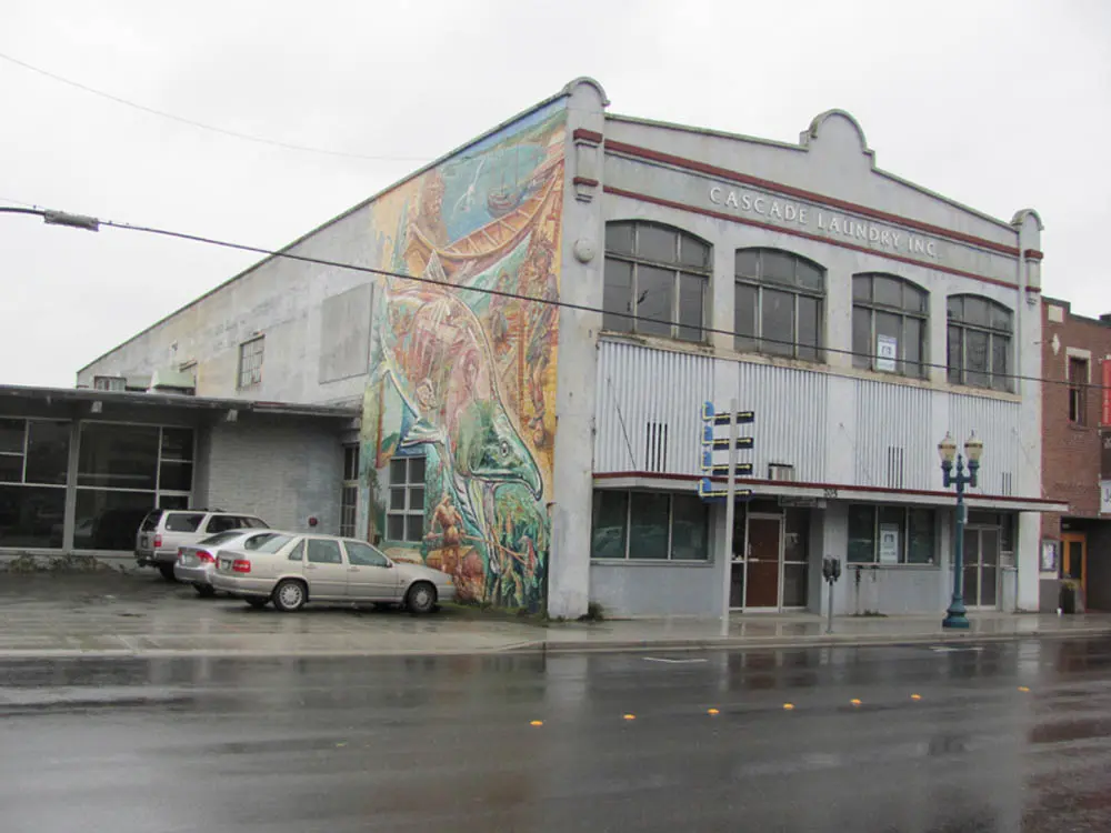 A photo of the building at 207 Prospect Street before rehabilitation.