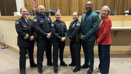 New Police Officers with the Mayor and Police Chief