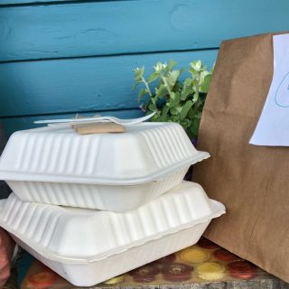 To go food containers made from paper